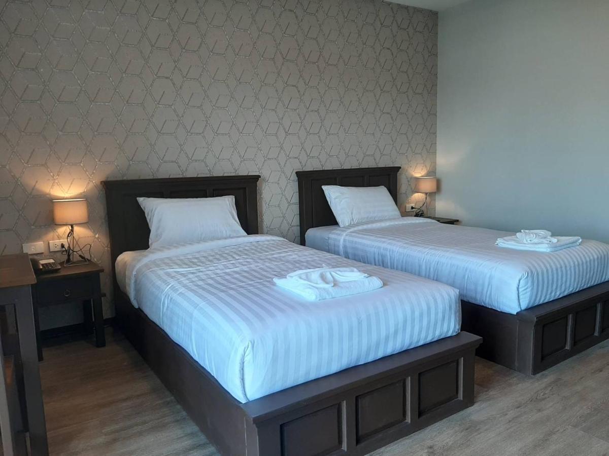 J.P.Grand Hotel Trat Exterior foto