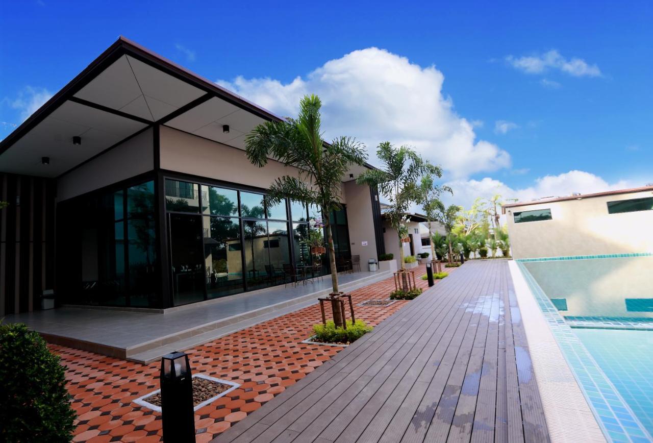 J.P.Grand Hotel Trat Exterior foto