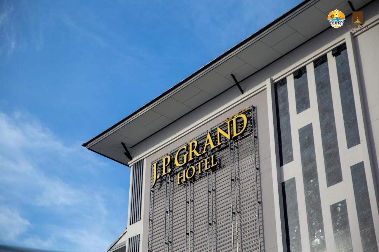 J.P.Grand Hotel Trat Exterior foto